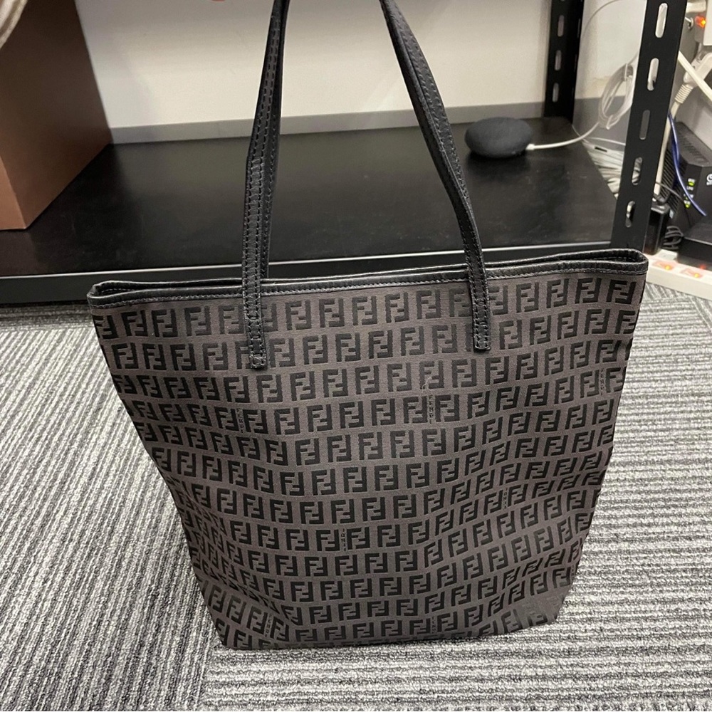 Fendi FF print tote bag - women - Leather/Nylon - Picture 2 of 16
